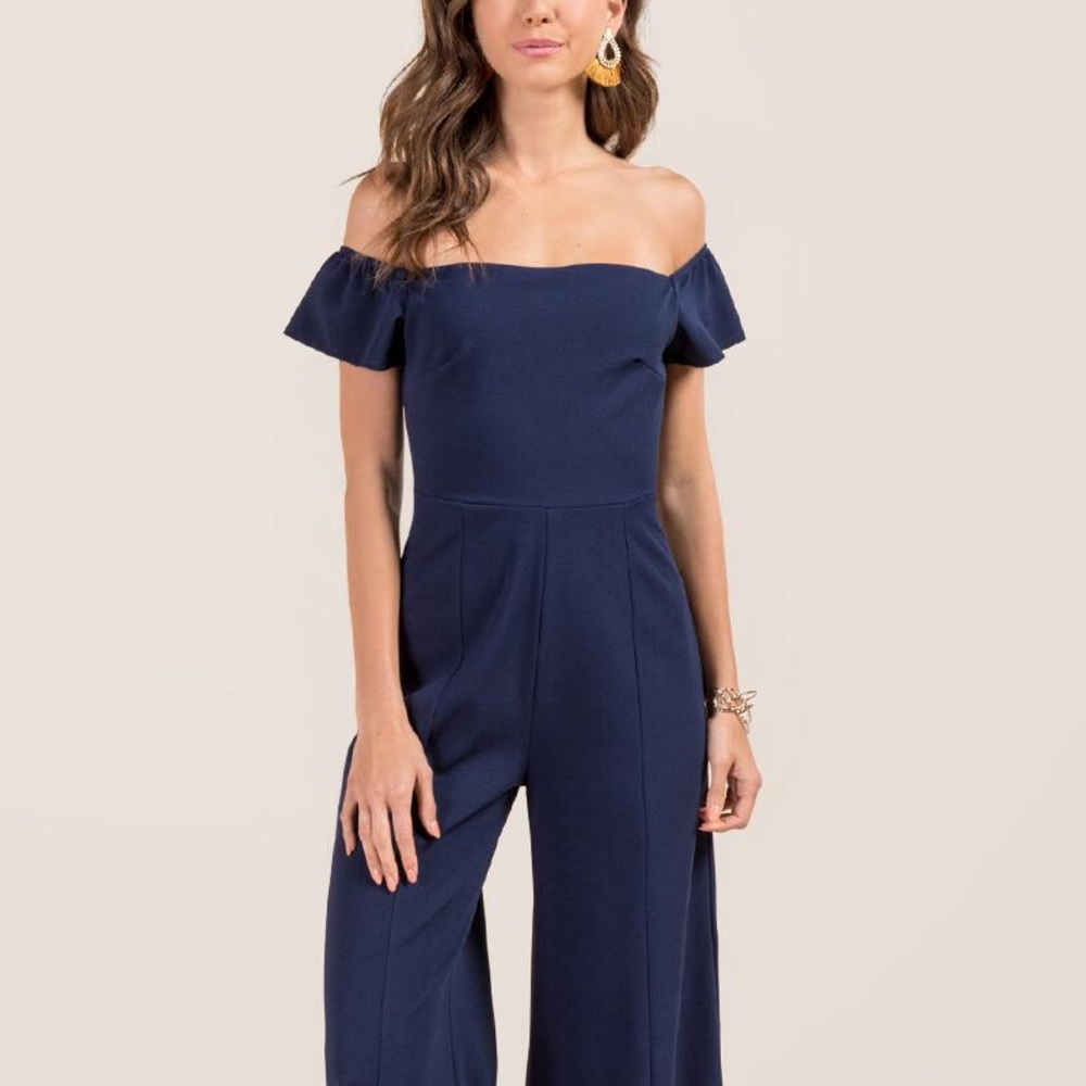Off the shoulder jumper